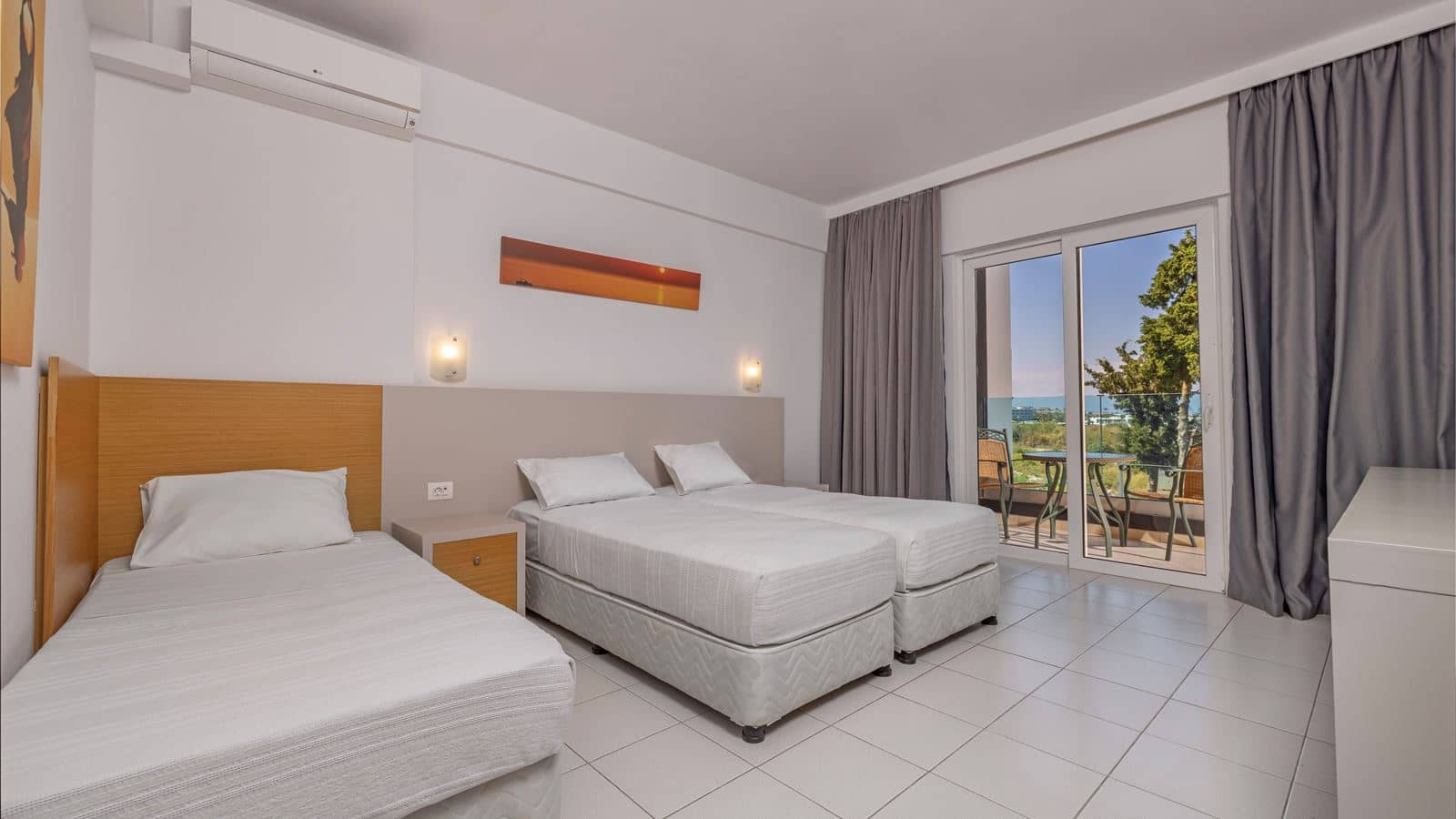 rooms-family-room-2-bedrooms