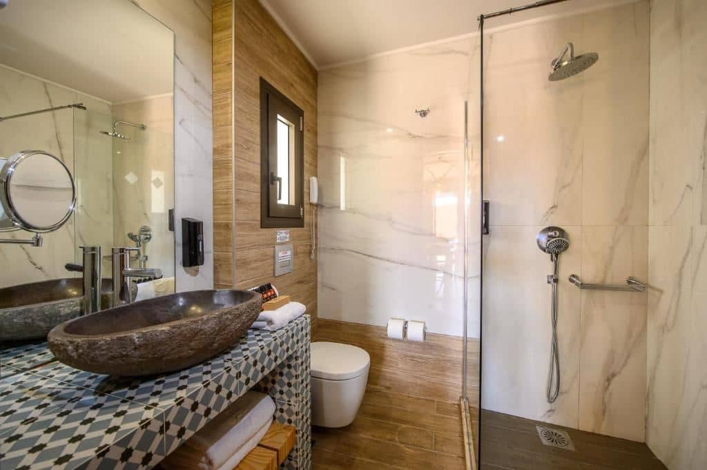 rooms-premium-room-sea-view-outdoor-jacuzzi