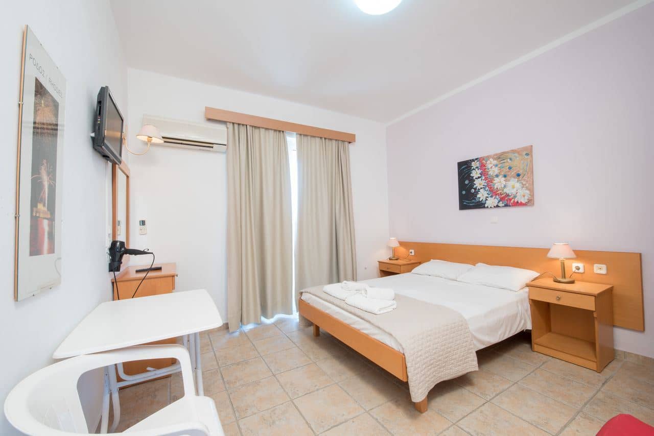 rooms-apartment-balcony-or-terrace