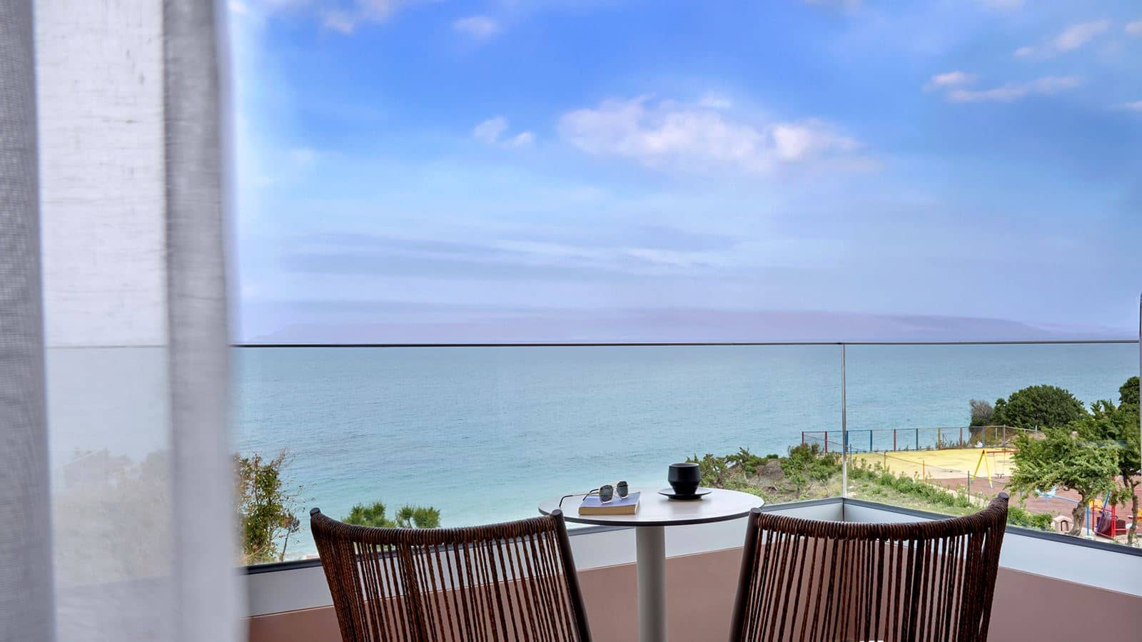rooms-room-deluxe-seaview-balcony-or-terrace