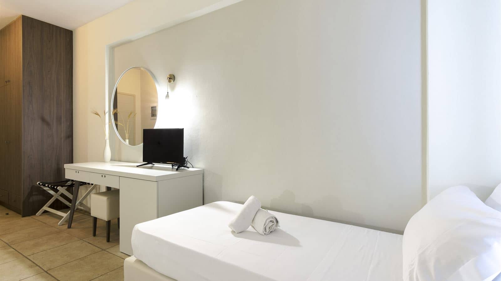 rooms-triple-room