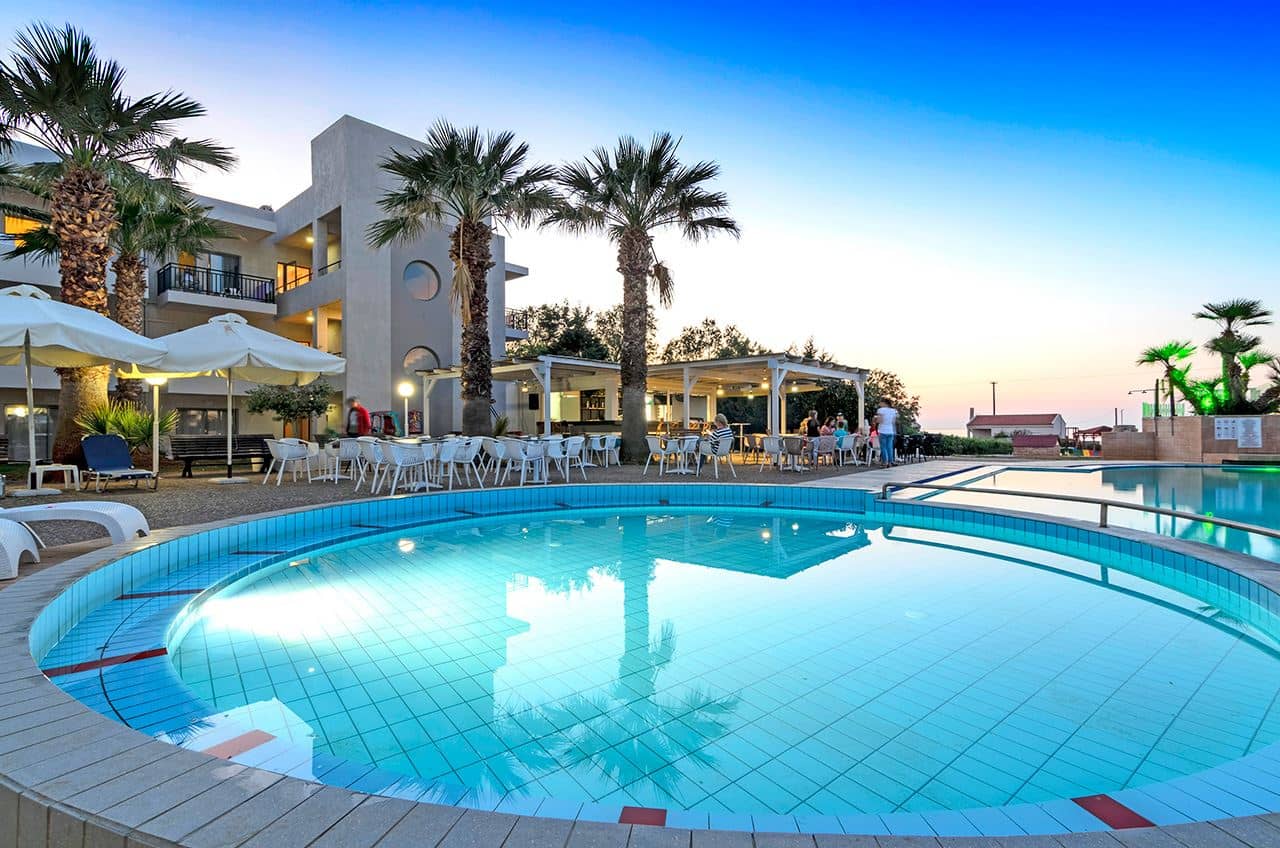 pools-outdoor-pool