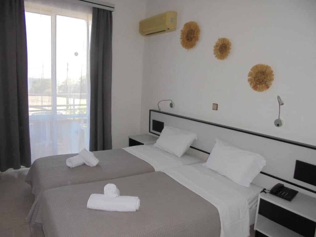 rooms-room-double-gardenview-balcony-or-terrace