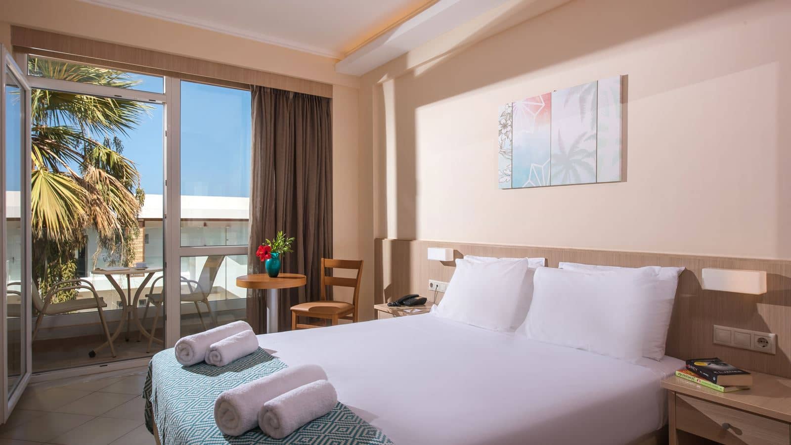 rooms-standard-double-room