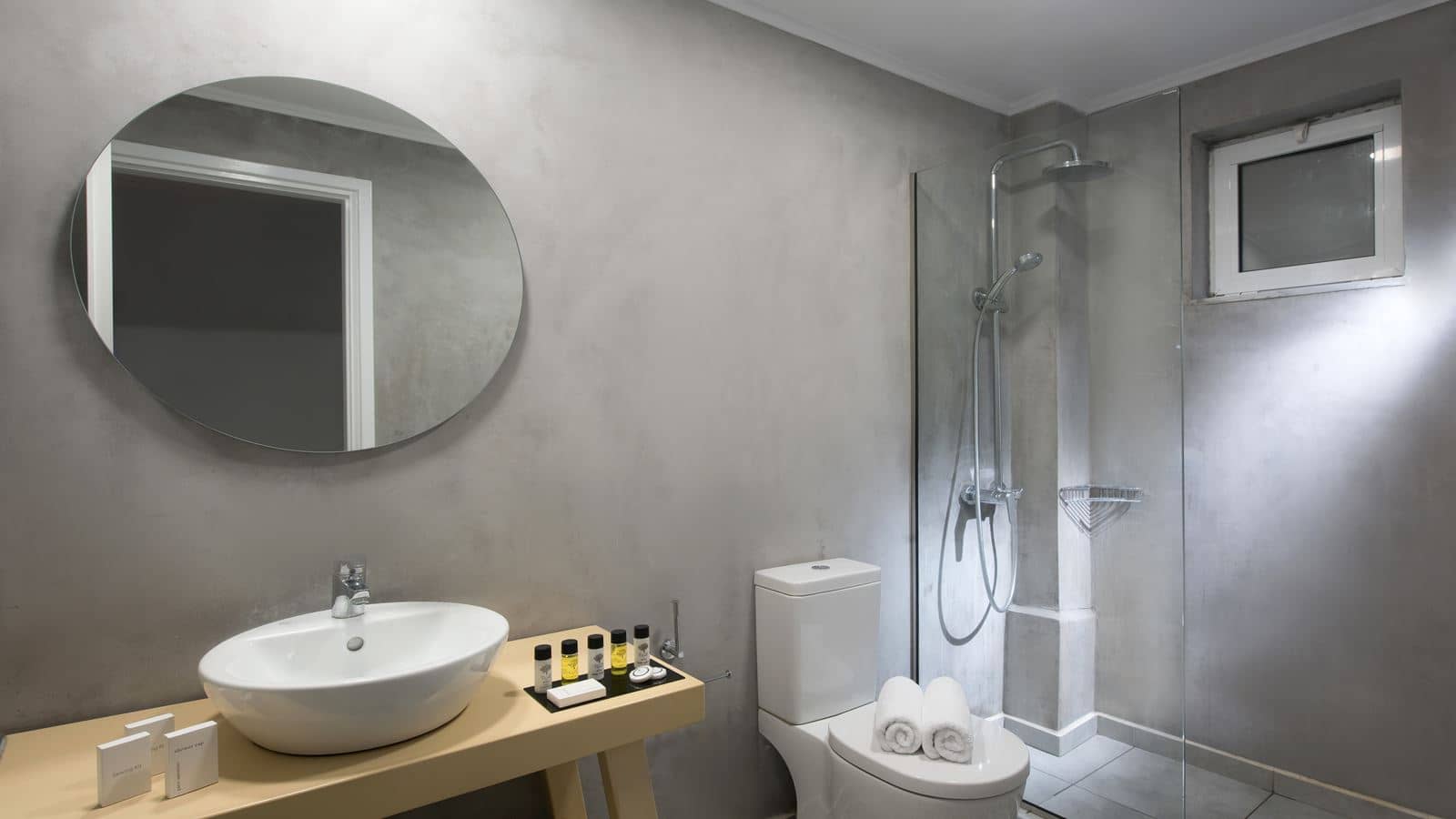 rooms-superior-room-individual-pool