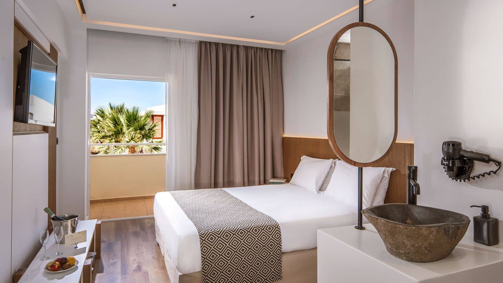 rooms-premium-room
