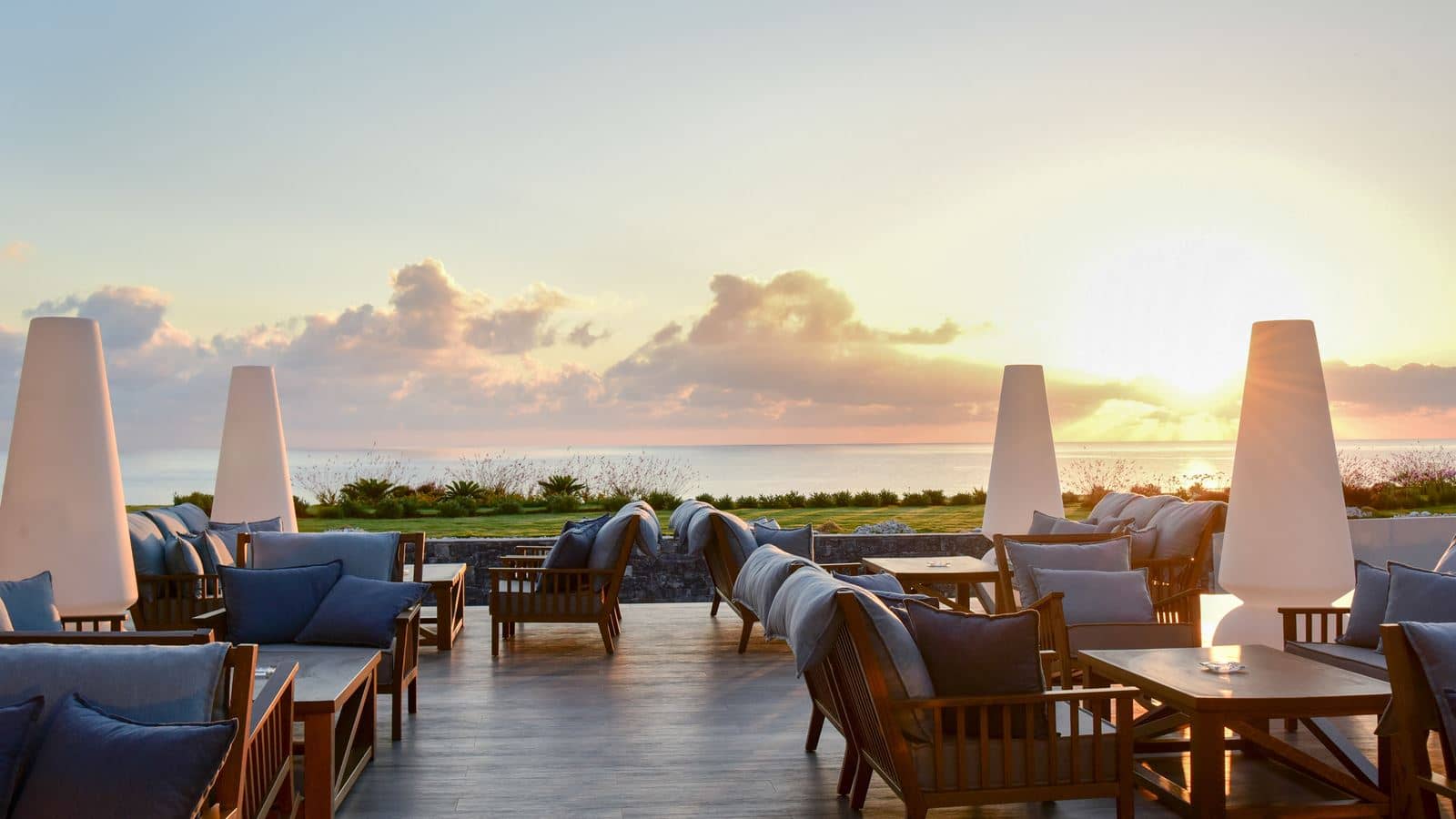 bars-lobby-bar-artemis-lounge