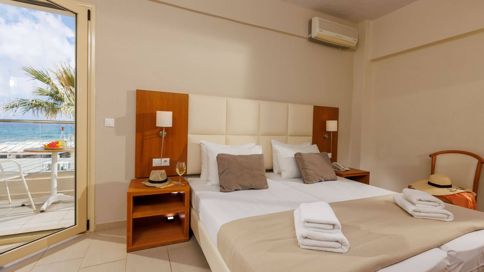 rooms-double-room-with-sea-view-balcony-or-terrace