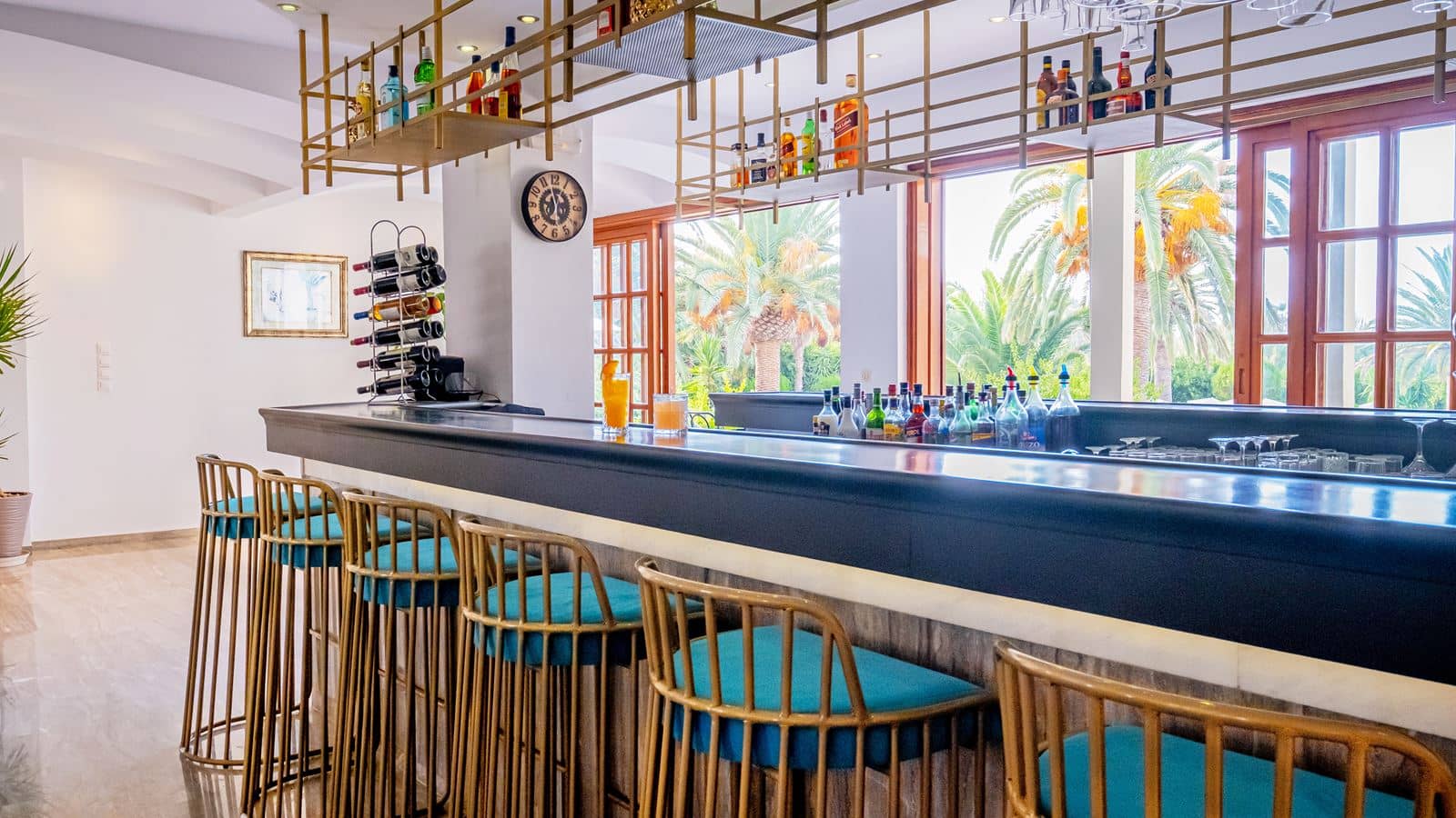 bars-main-bar