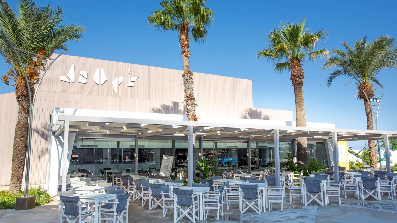 restaurants-the-joly-chef-restaurant