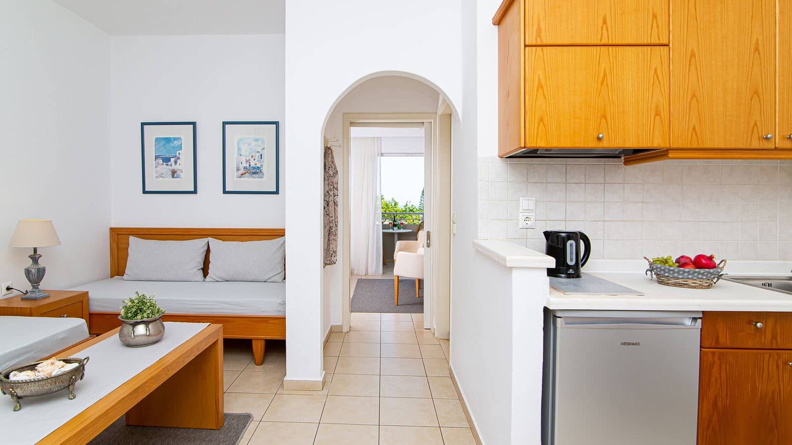 rooms-apartment-luxury-1-bedroom-seaview-balcony-or-terrace