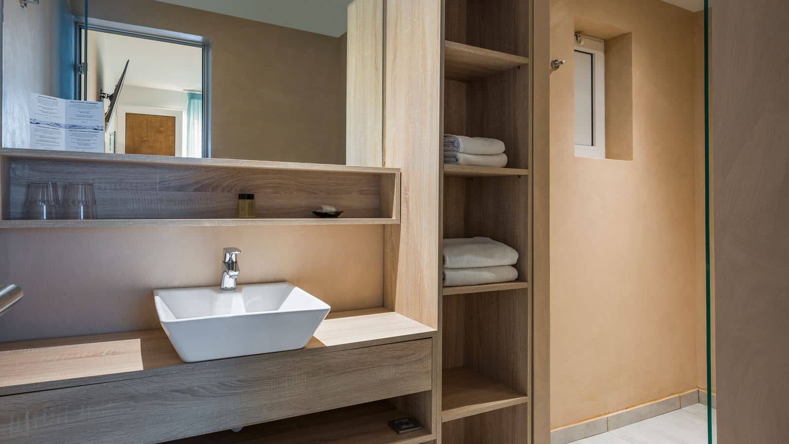 rooms-double-room