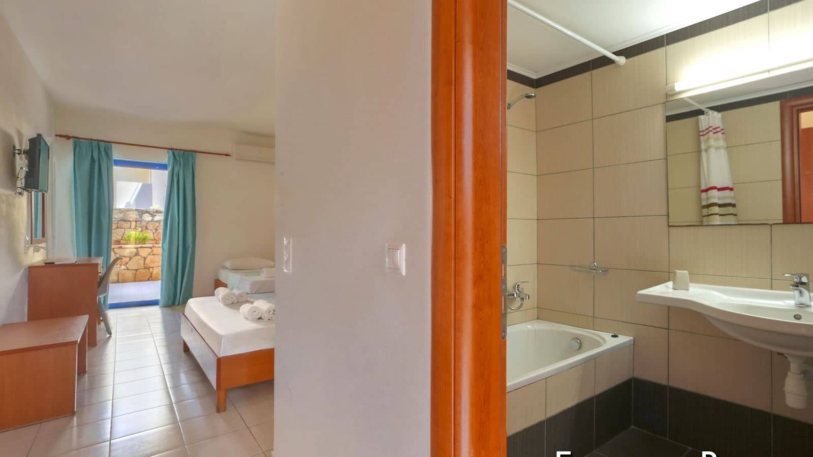 rooms-promo-double-room-semi-basement