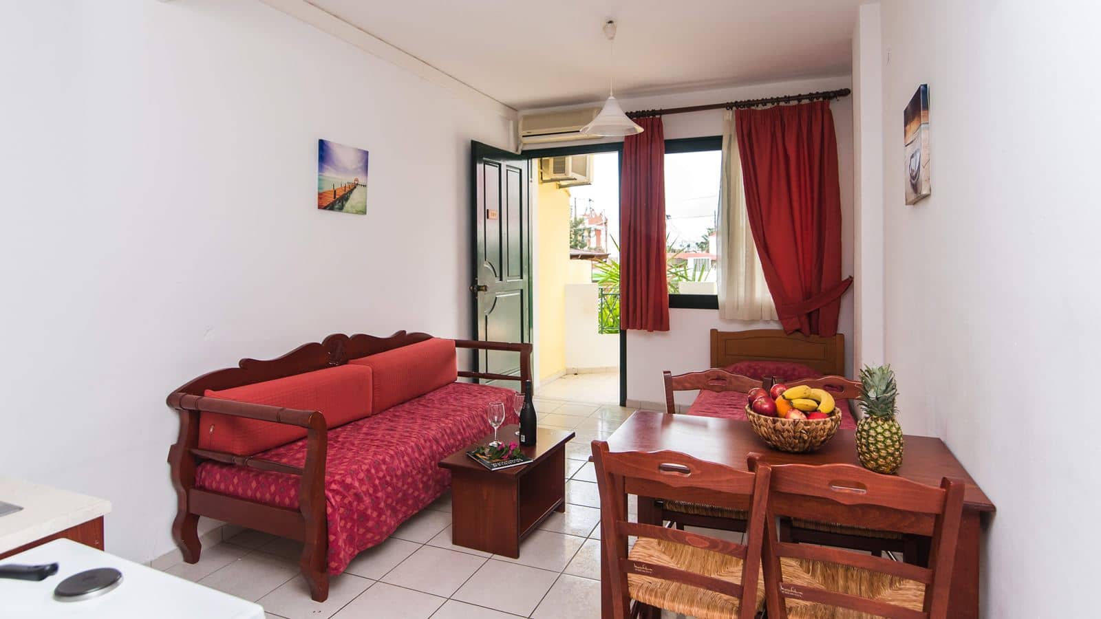 rooms-one-bedroom-apartment-garden-view-or-side-sea-view-4-pax