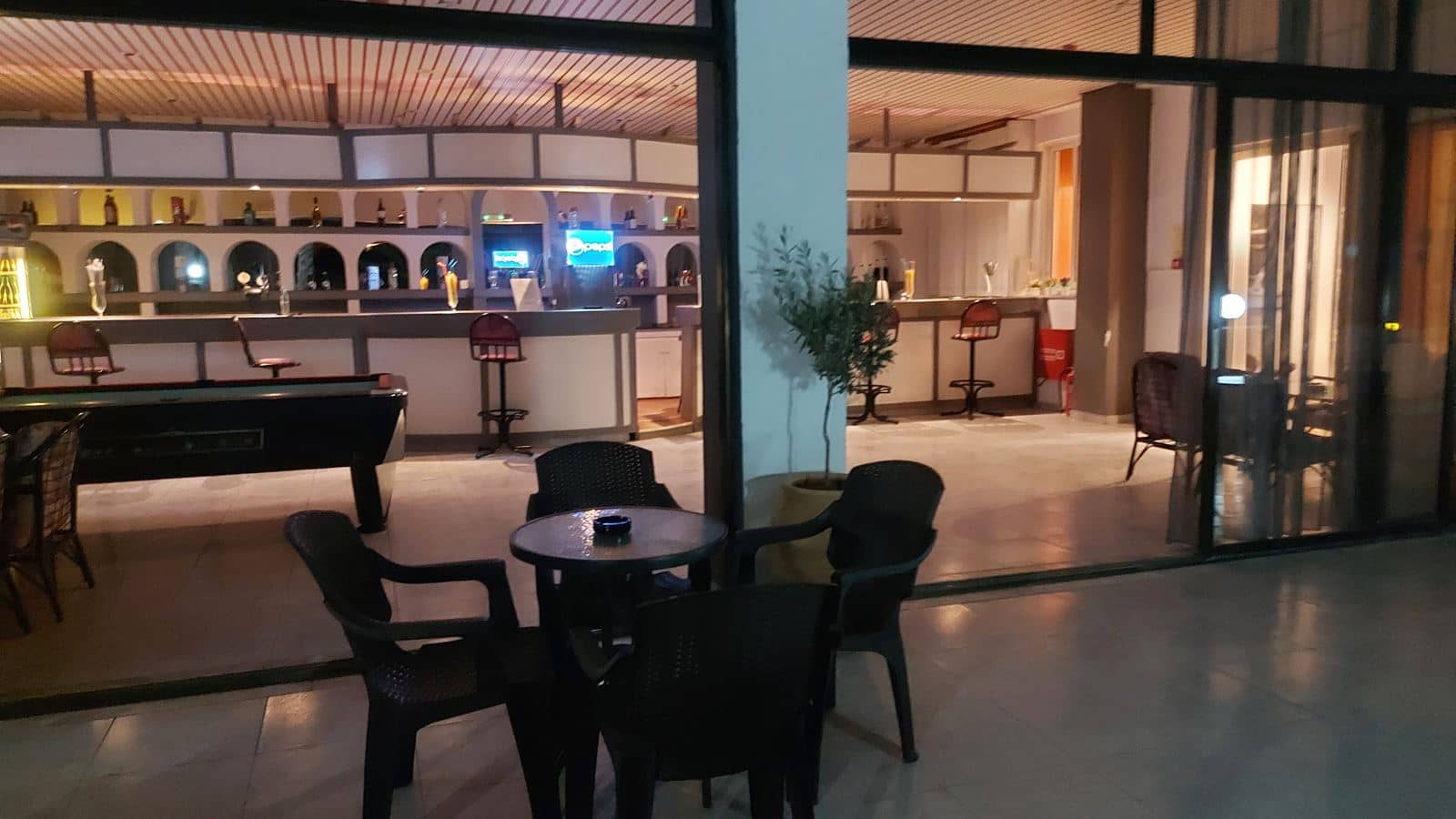 bars-main-bar