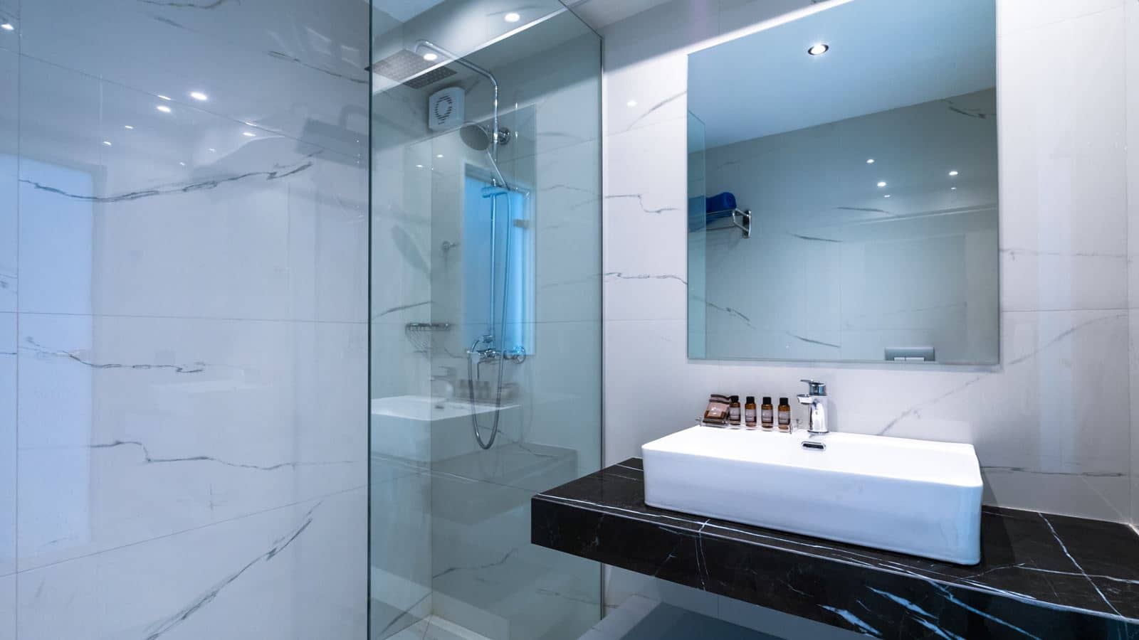 rooms-executive-suite