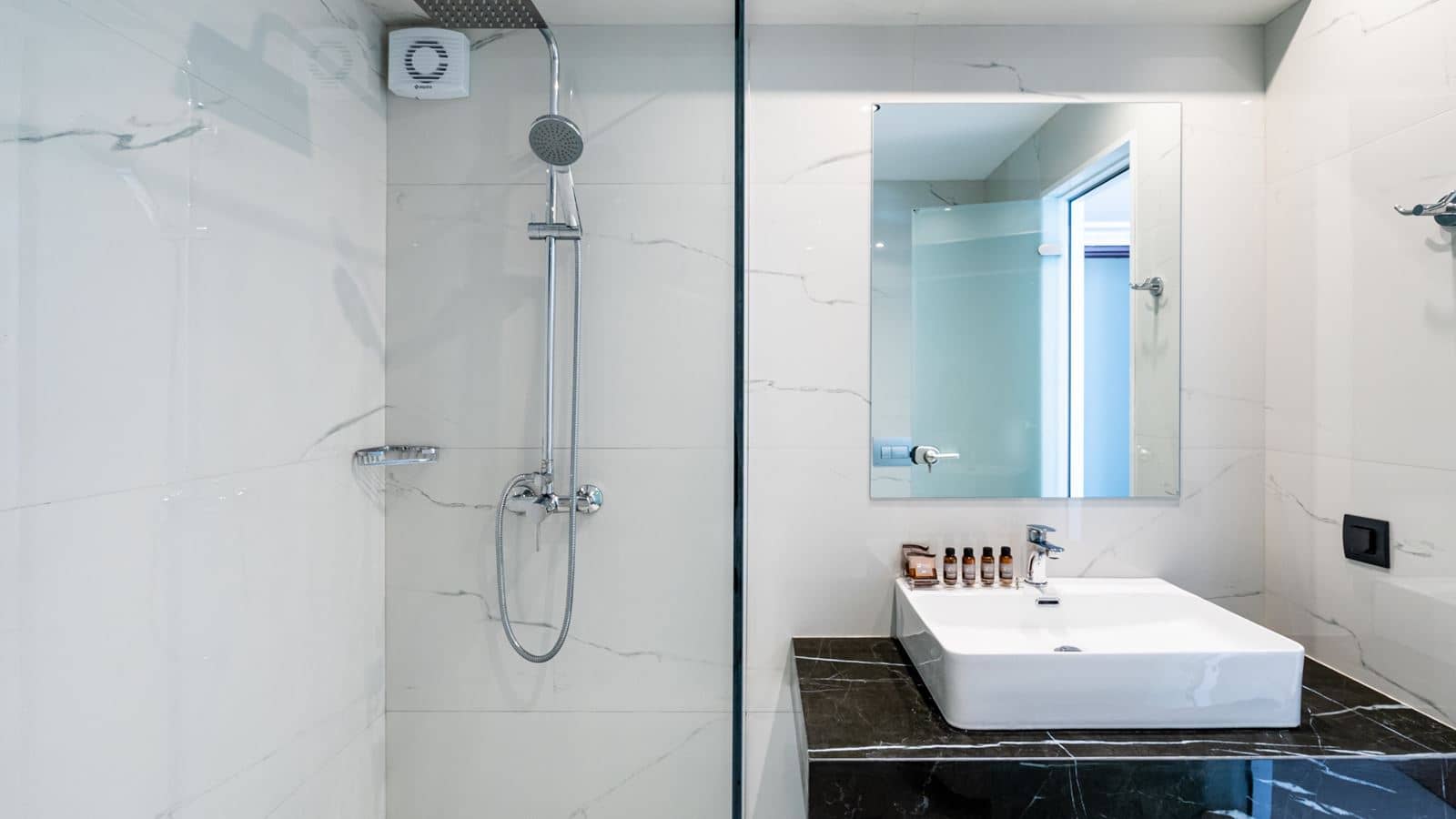 rooms-executive-suite