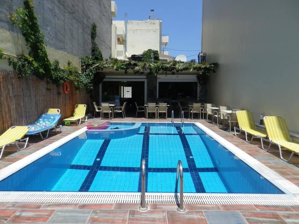 pools-outdoor-pool