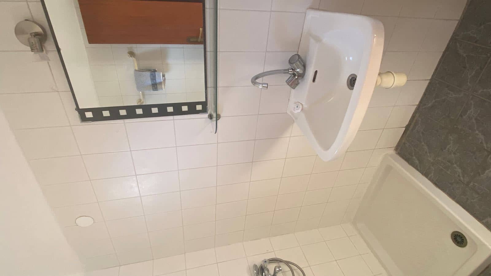rooms-two-bedroom-apartment-4-pax