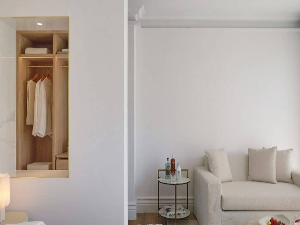 rooms-deluxe-room-panoramic