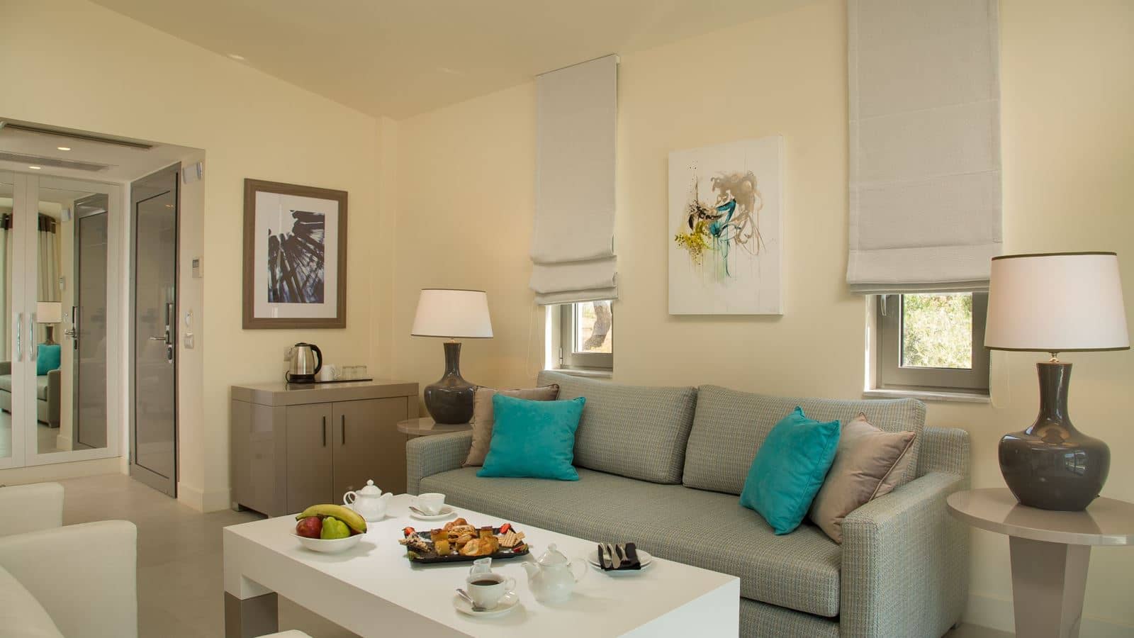 rooms-superior-panorama-bungalow-suite-with-jacuzzi
