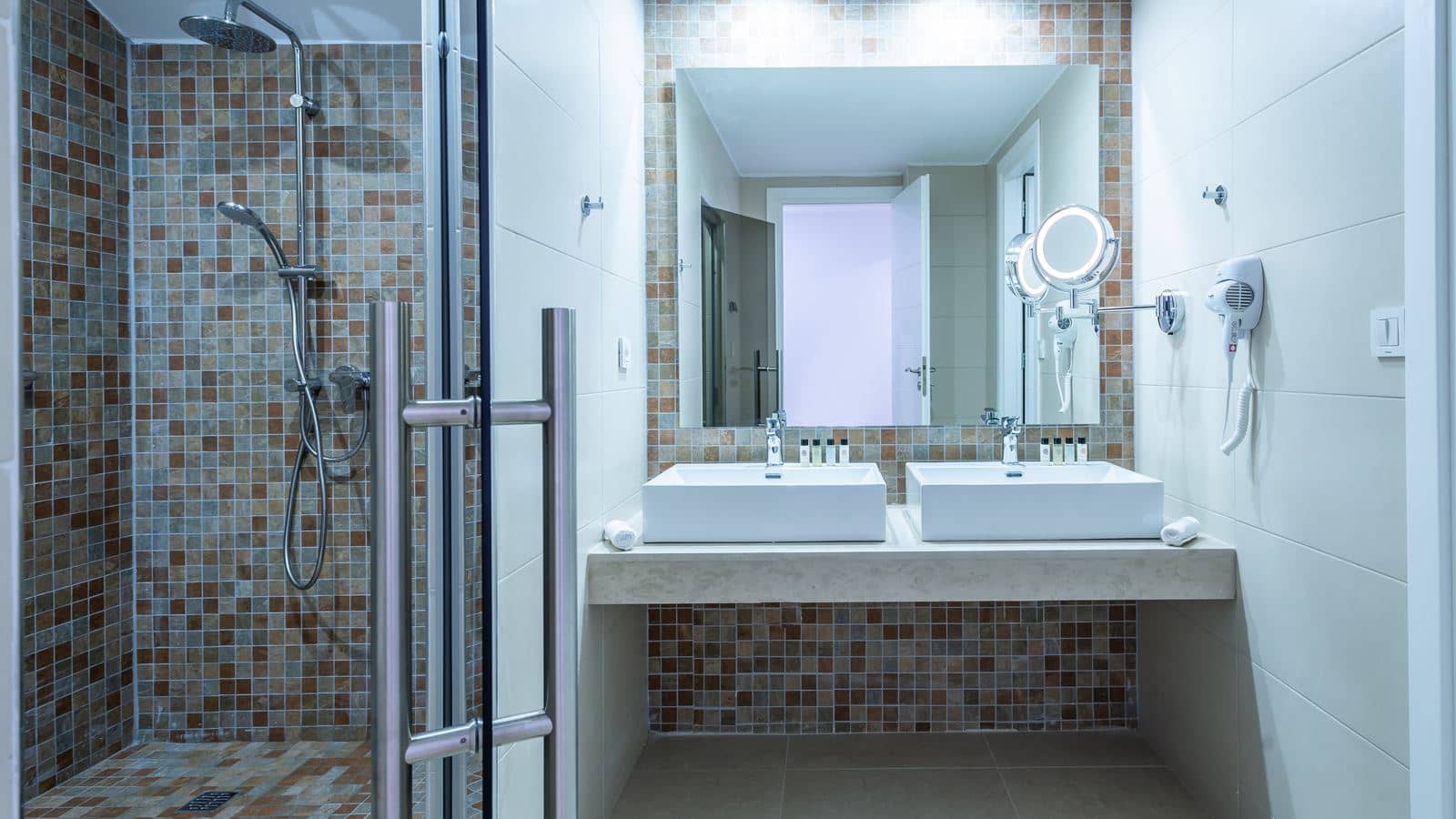 rooms-spa-suite