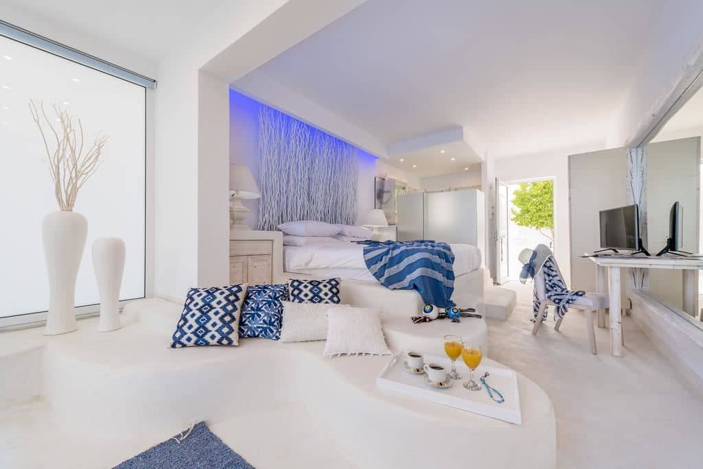 rooms-suite-balcony