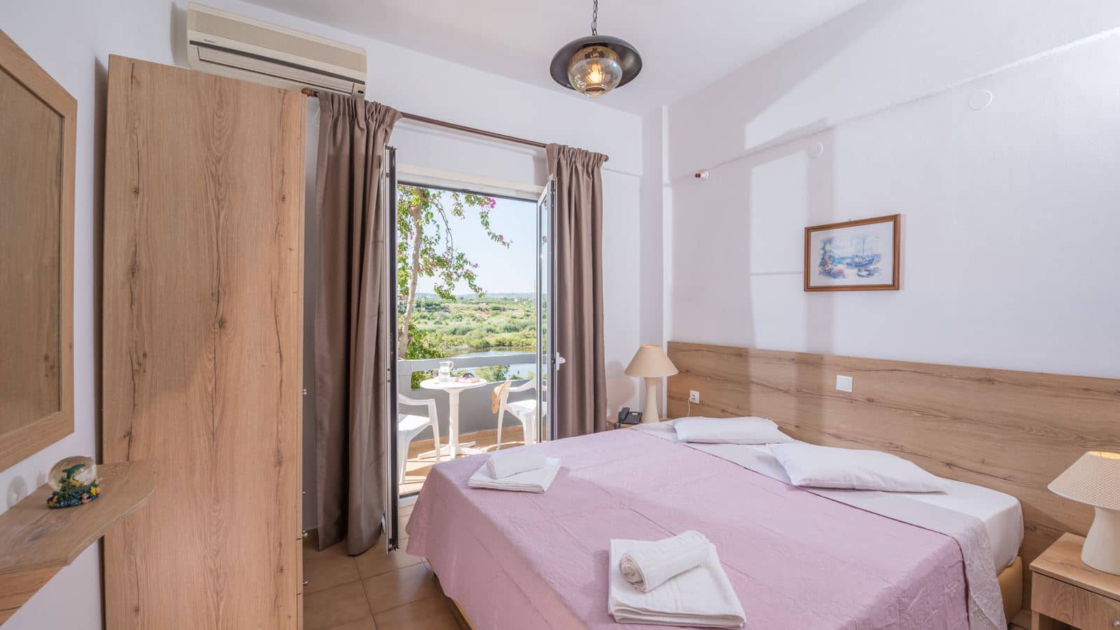 rooms-studio-2-pax