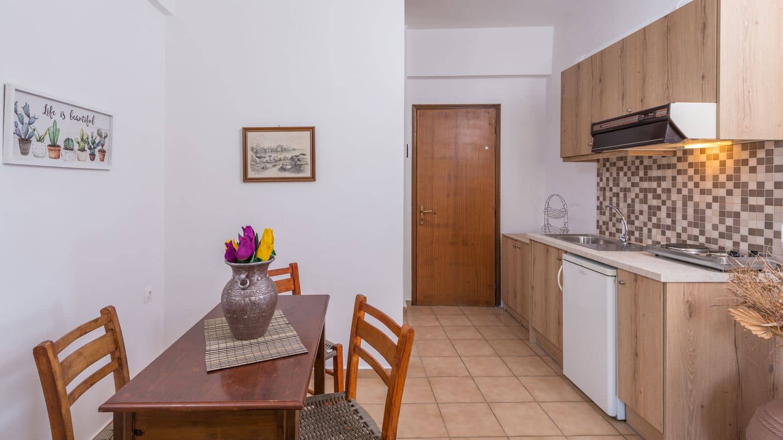 rooms-family-room