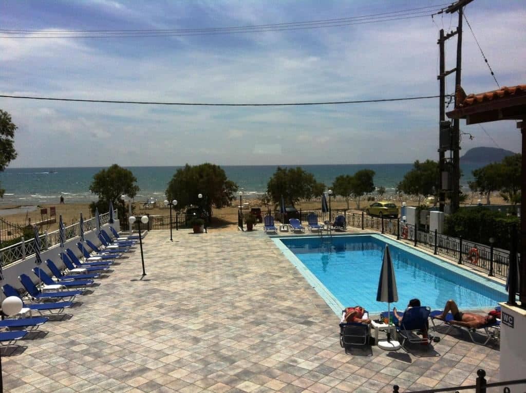 pools-outdoor-pool