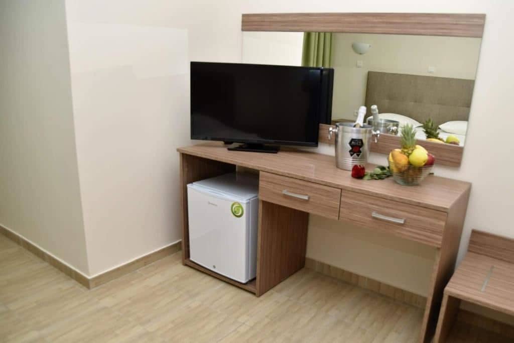 rooms-standard-double-room-balcony-or-terrace