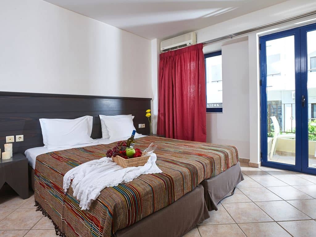 rooms-room-double-balcony-or-terrace