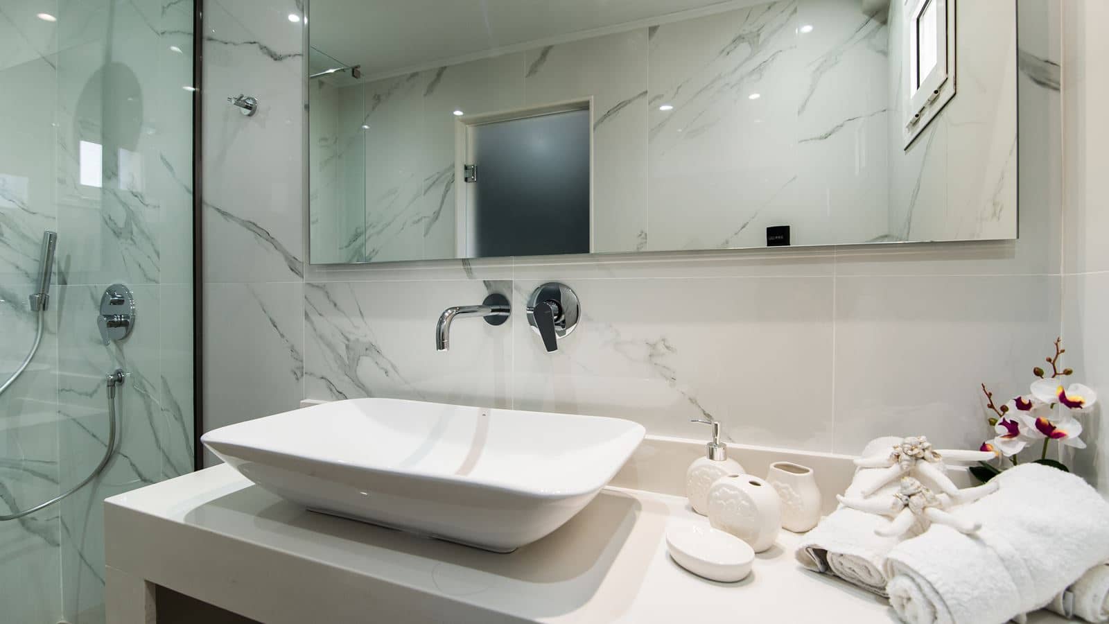 rooms-studio-superior-triple-garden-view