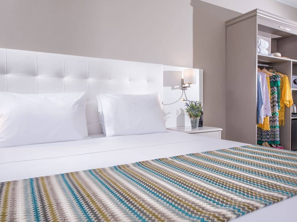 rooms-standard-room-sea-view