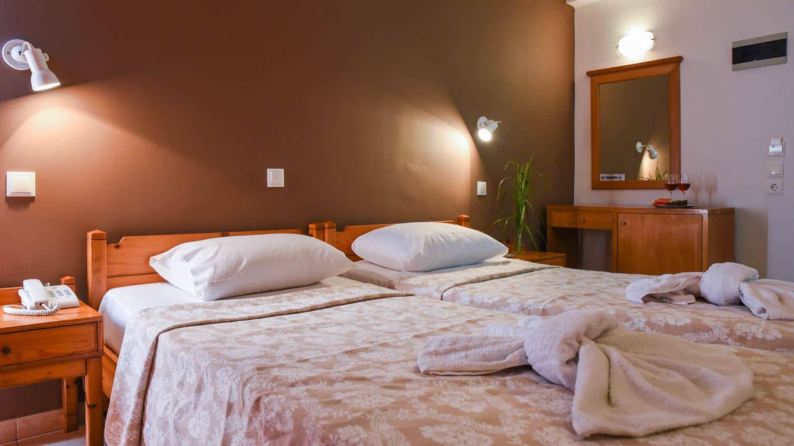 rooms-triple-room