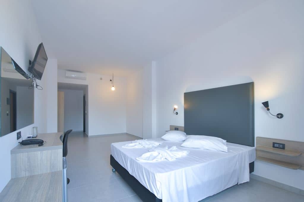 rooms-double-room
