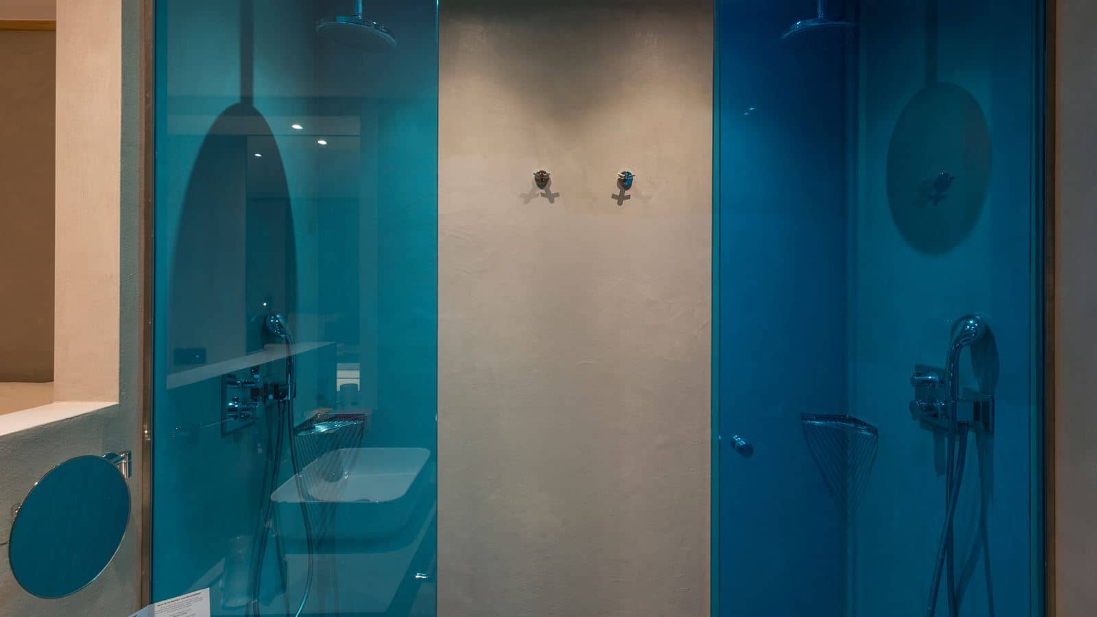 rooms-double-deluxe-gardenpoolview-balcony