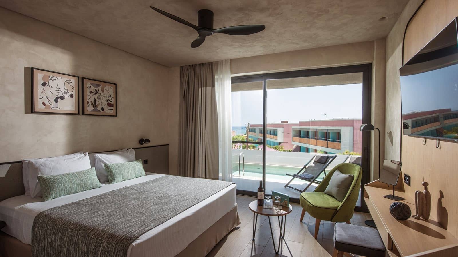 rooms-double-exclusive-garden-or-poolview-with-private-pool