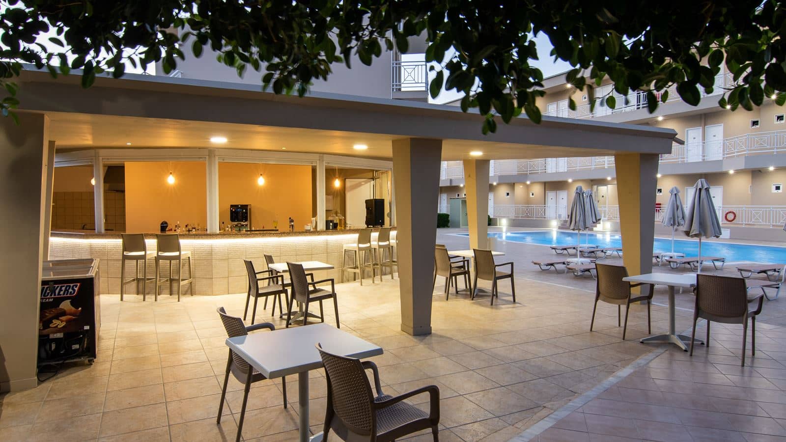 bars-pool-bar