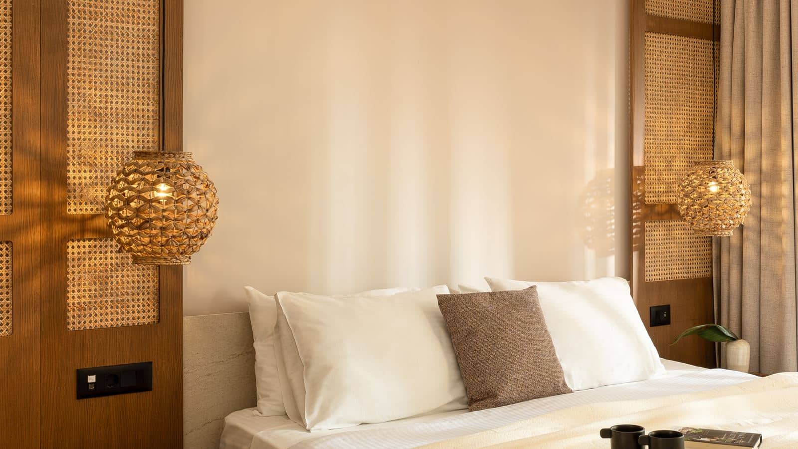 rooms-suite-classic-swimup