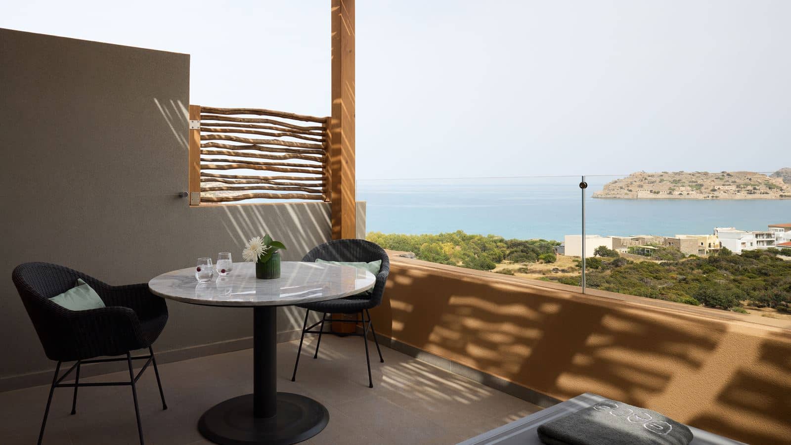 rooms-family-retreat-with-private-pool-sea-view