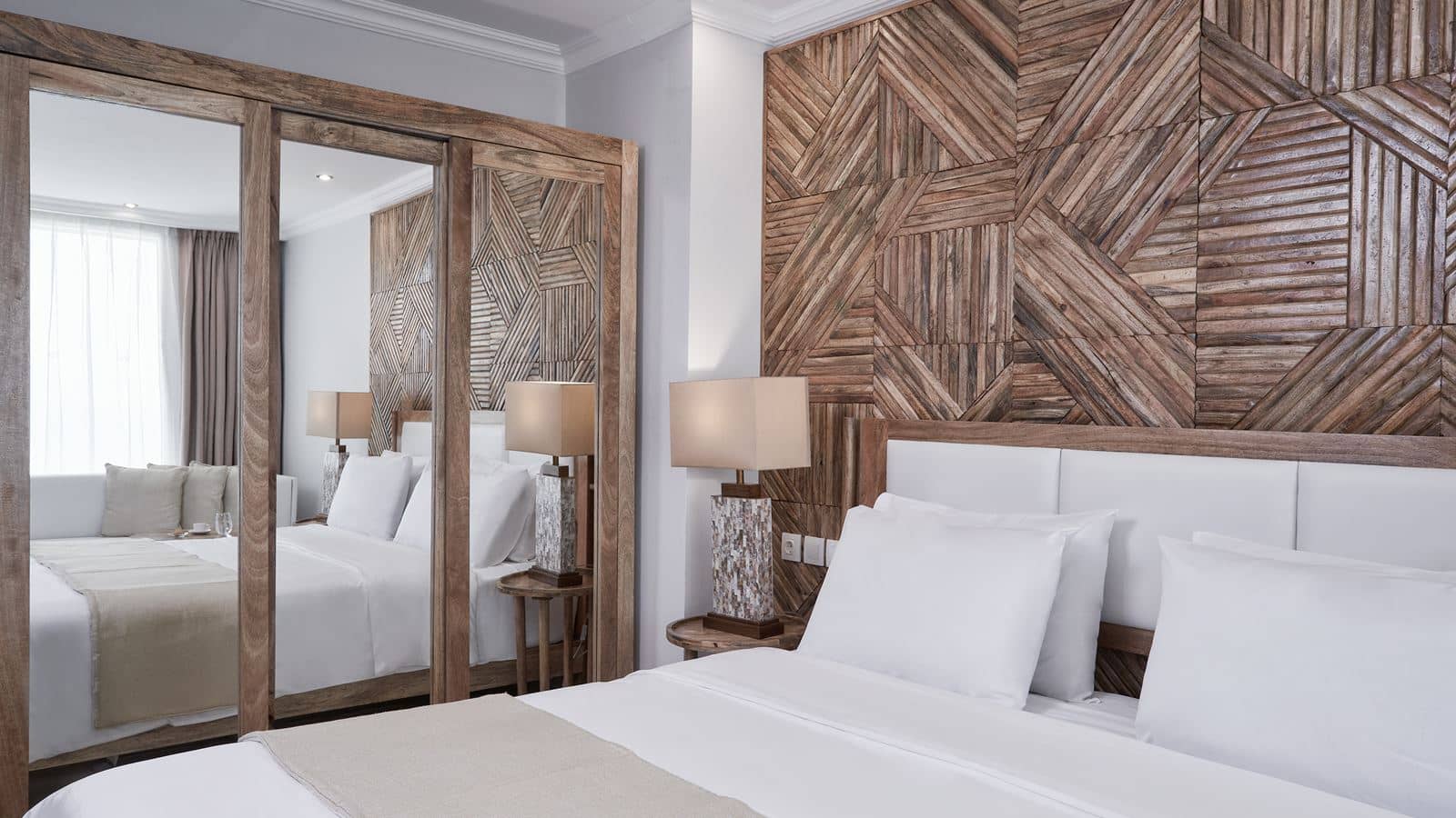 rooms-superior-double-sea-view