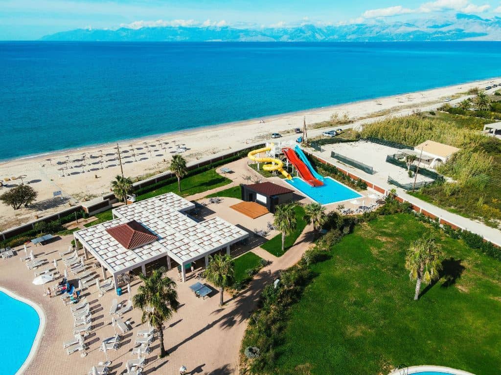 beach-main-building