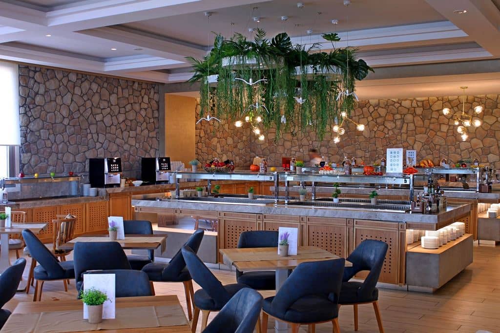 restaurants-main-building