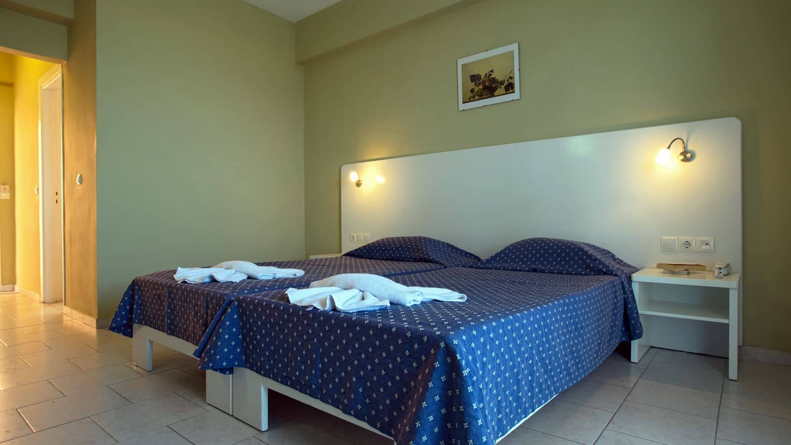 rooms-std-double-room