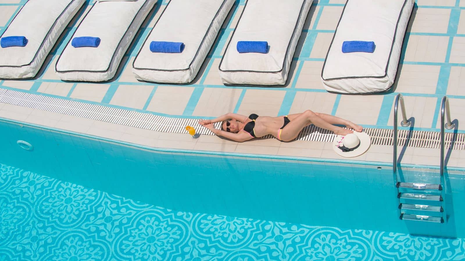 pools-outdoor-pool