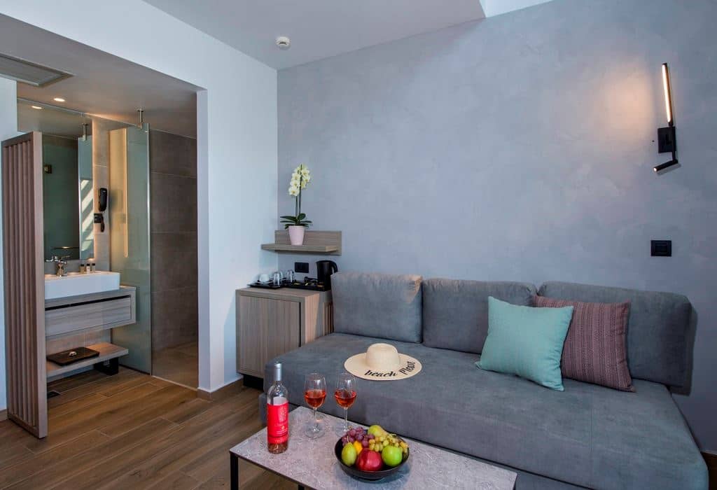 rooms-junior-suite-loft-garden-view-balcony