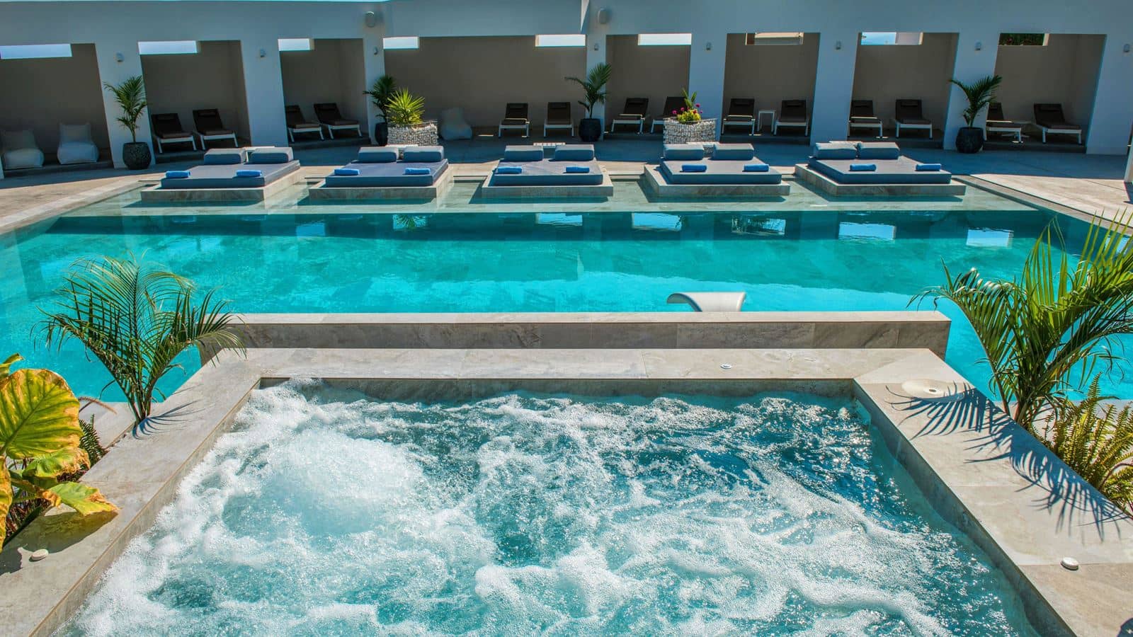 pools-outdoor-pool