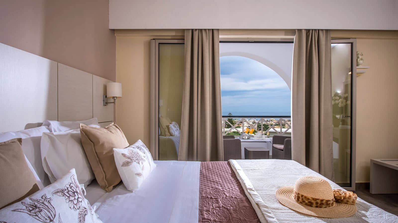 rooms-economy-double-room-gardenview