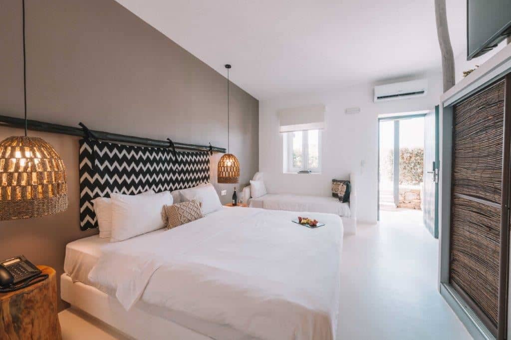 rooms-friends-and-family-room-3-guests